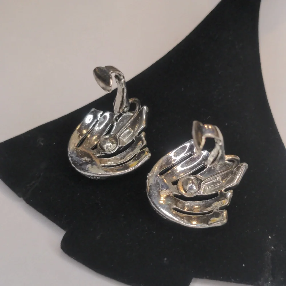 Vintage Coro Earrings Silver Art Deco Fan Sea Shell Clip On Mid Centiry Modern